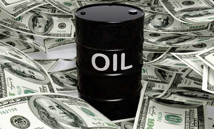 Неизбежный финансовый коллапс: падение нефти грозит России инфляцией и девальвацией