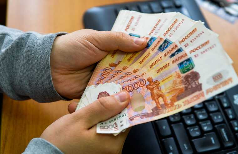 Алексей Куликов, обвиняемый в получении взятки, останется под арестом